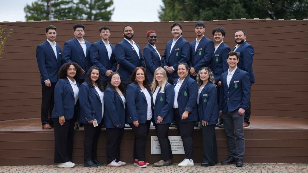 BG Student Ambassadors GroupPhoto Winter2025 5